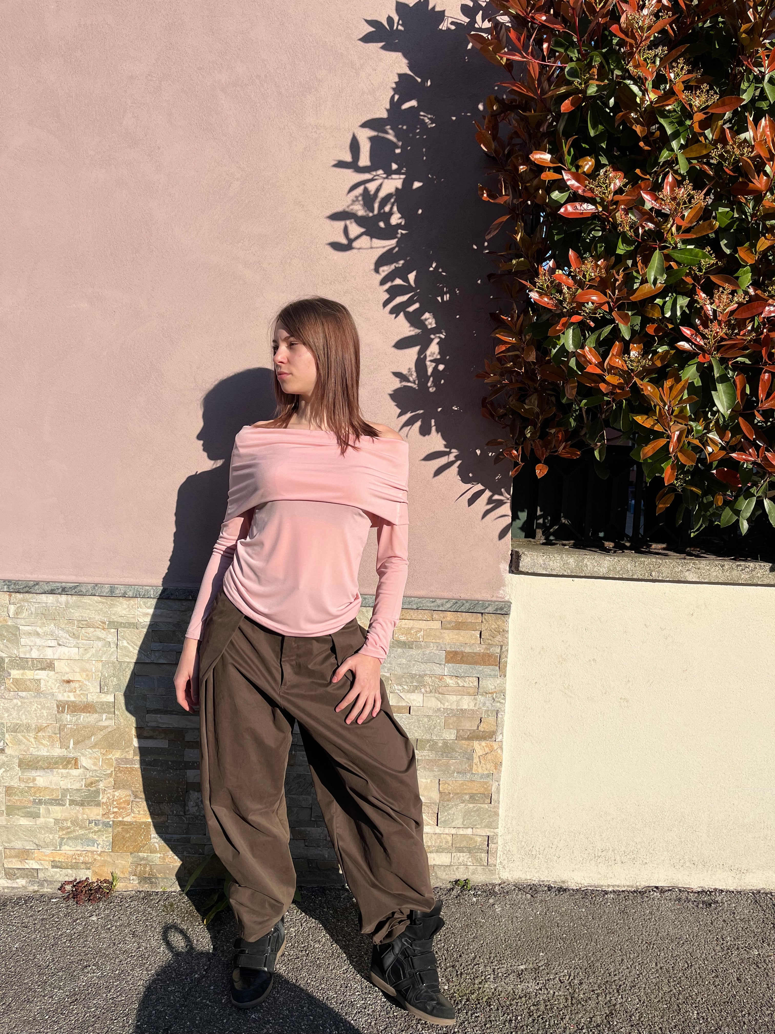 Maglia con scollo shiffer