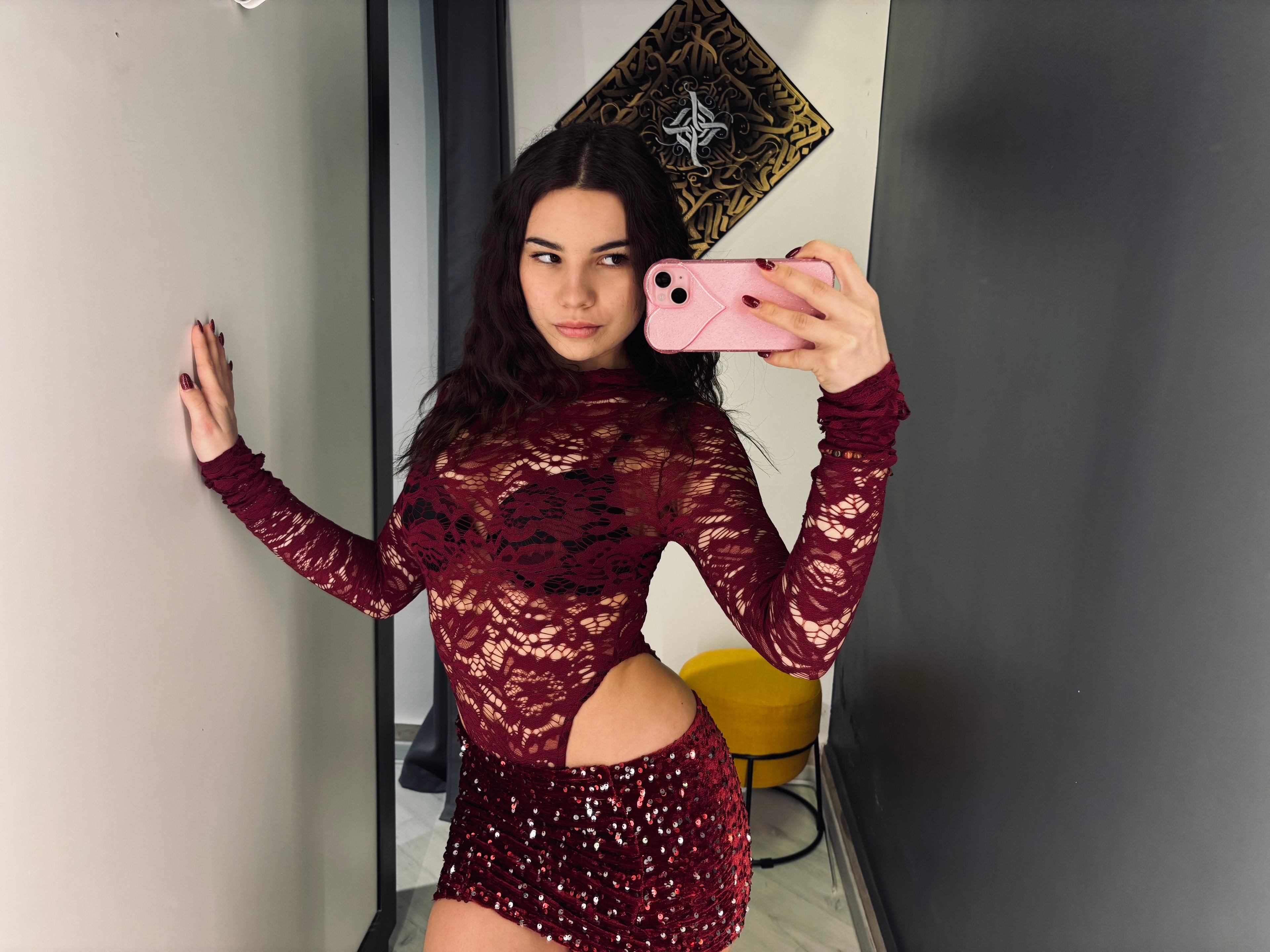 Gonna Mini Bordeaux con Paillettes – Shine Night Edition