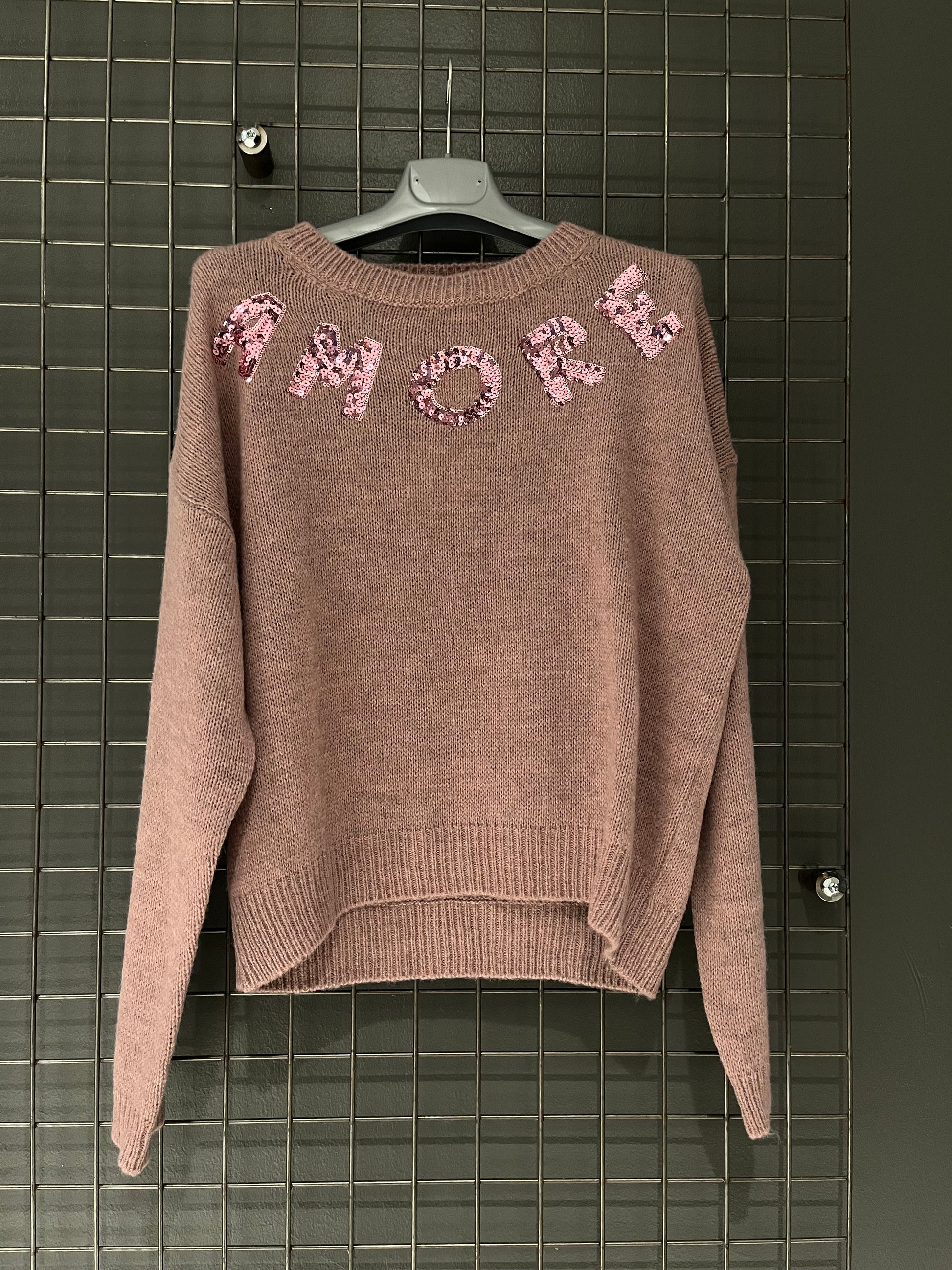 Maglioncino “AMORE” con Paillettes – Romantic Mood