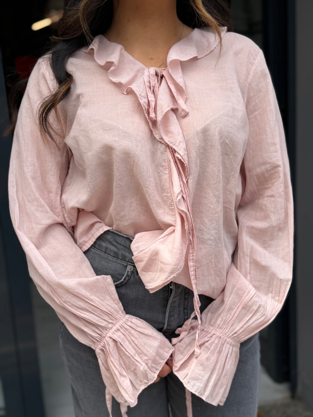 CAMICIA CON VOLANT