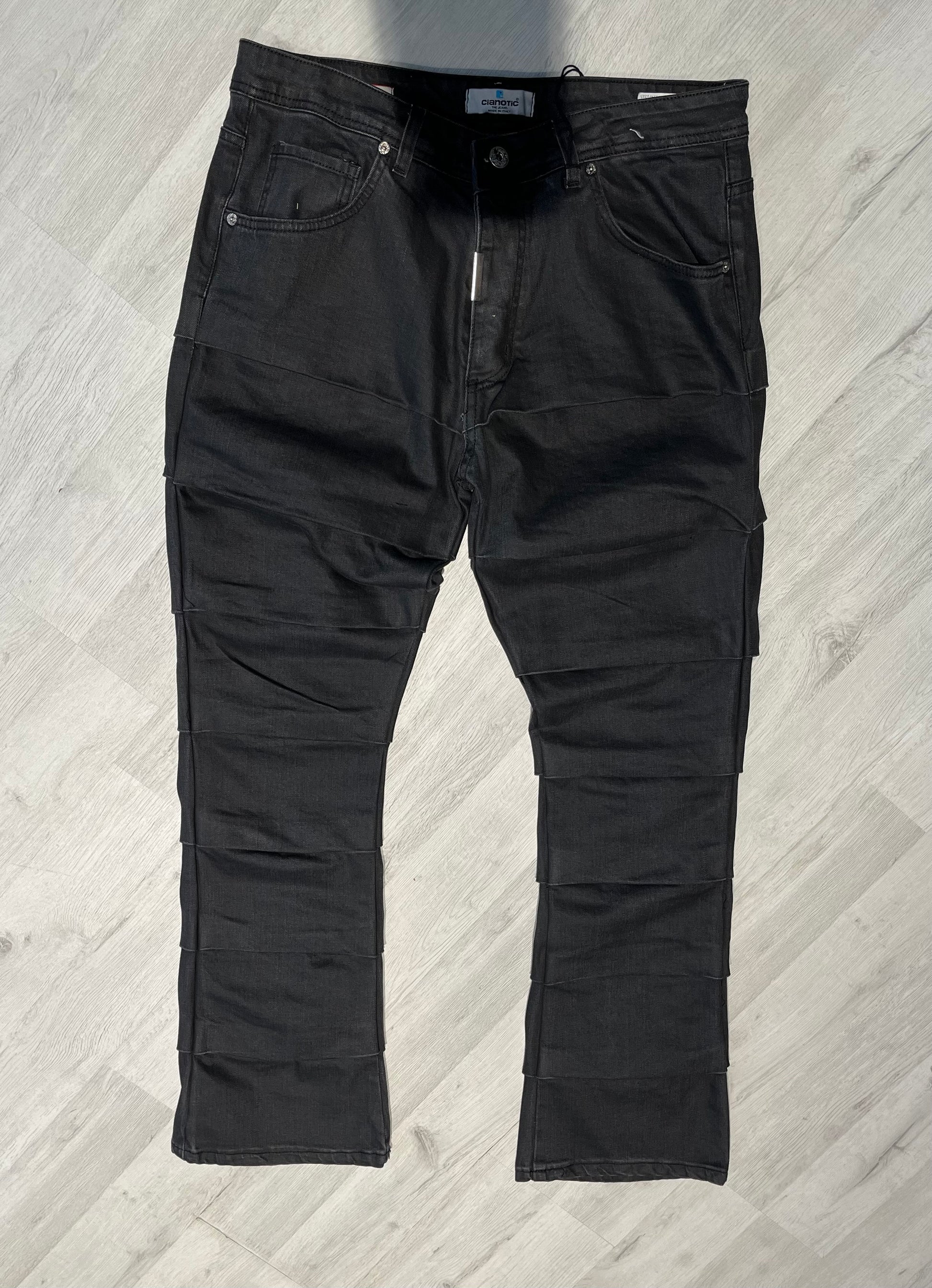 Jeans Uomo Cianotic – Denim Nero con Dettagli a Fasce
