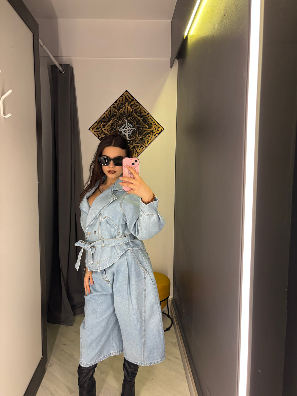 Completo Denim Oversize “Urban Chic” – Giacca Cinturata + Pantalone Wide Leg