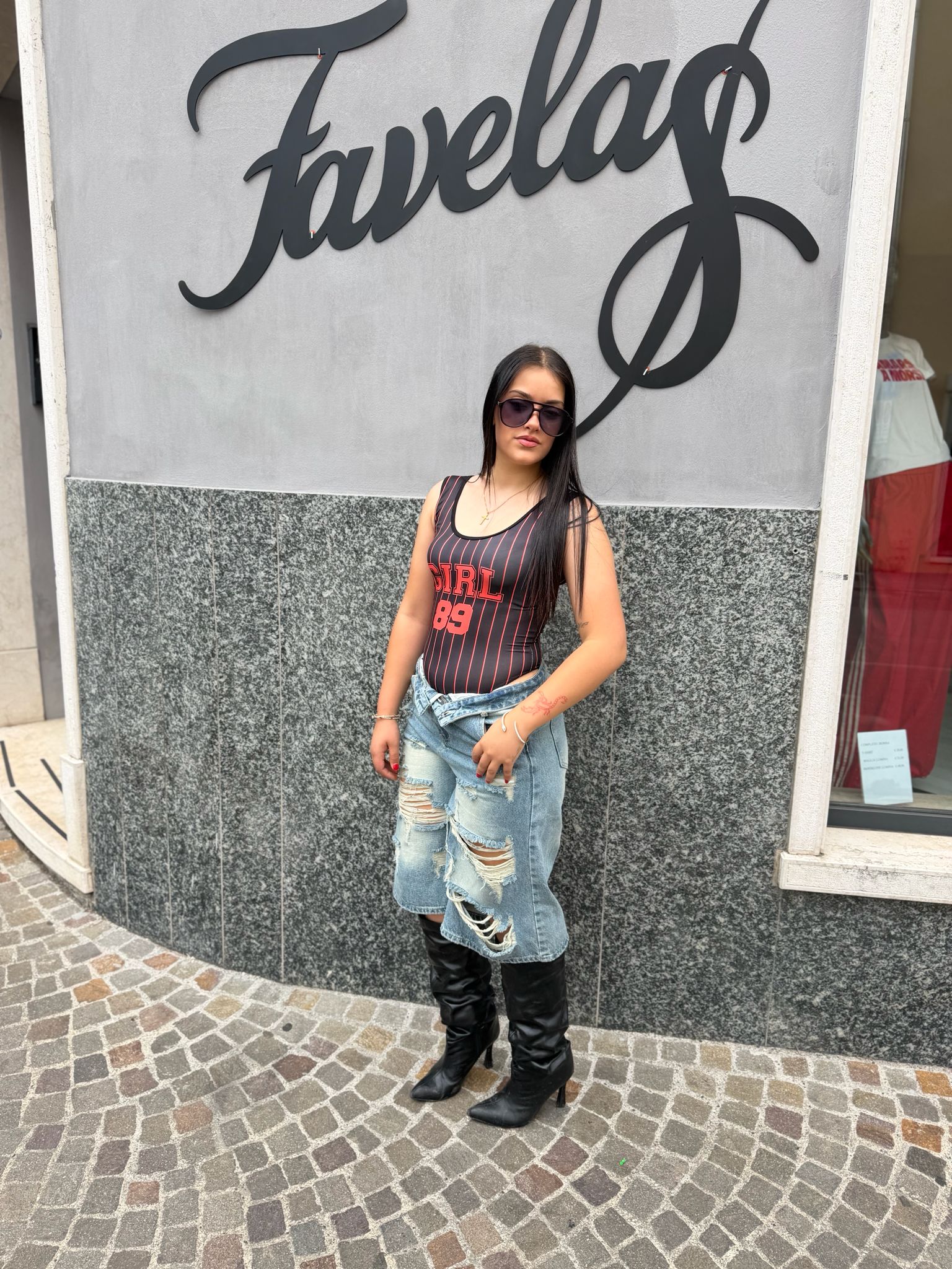 BERMUDA JEANS STRAPPATO