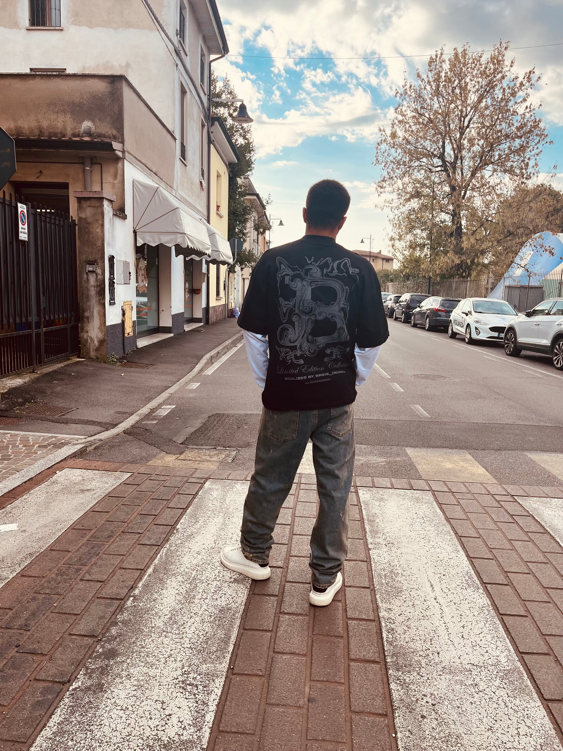 Maglietta Oversize Black Edition – Streetwear Limited Collection