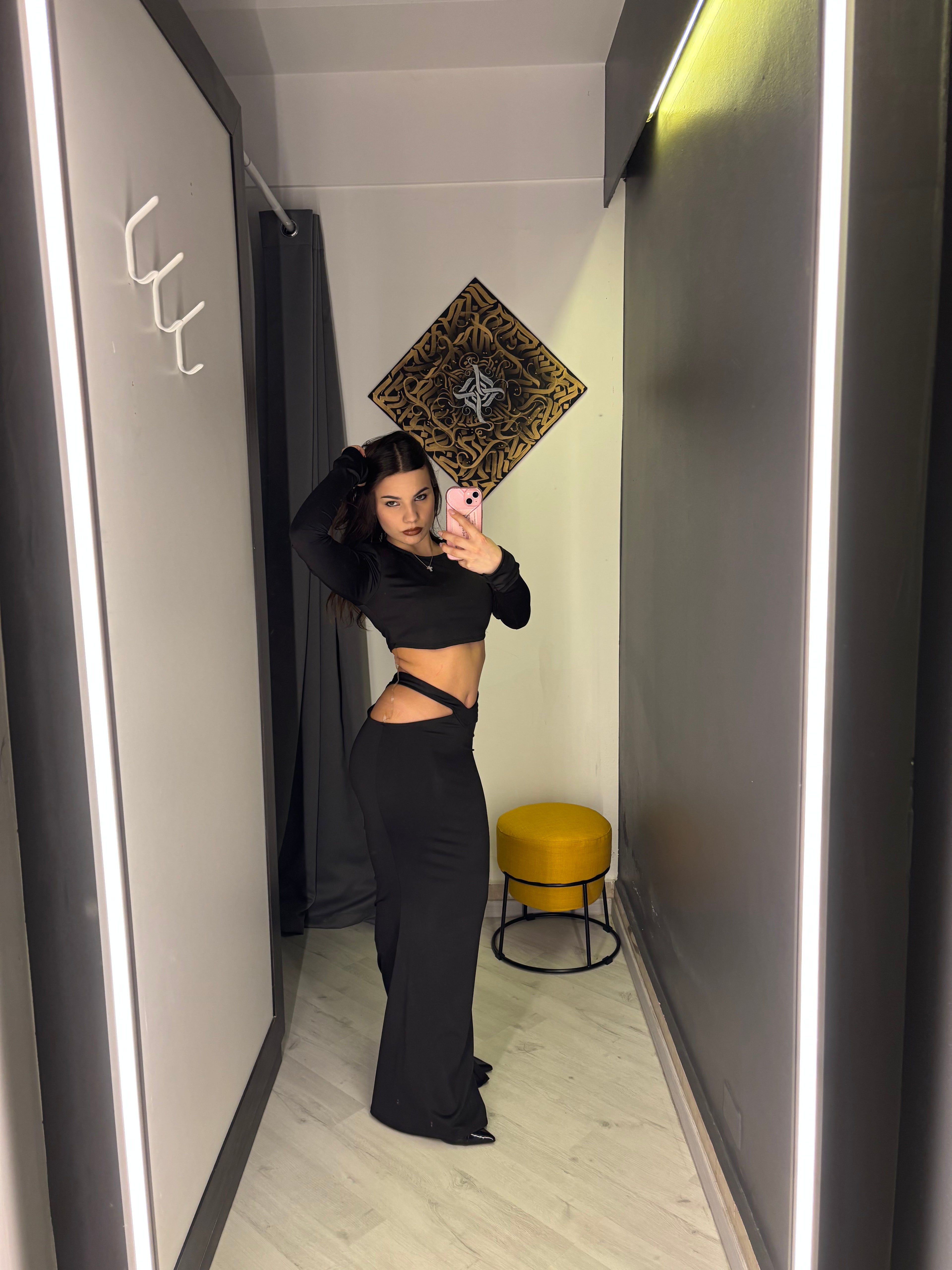 Completo “Midnight Sculpt” – Top Crop + Gonna Cut-Out Modellante