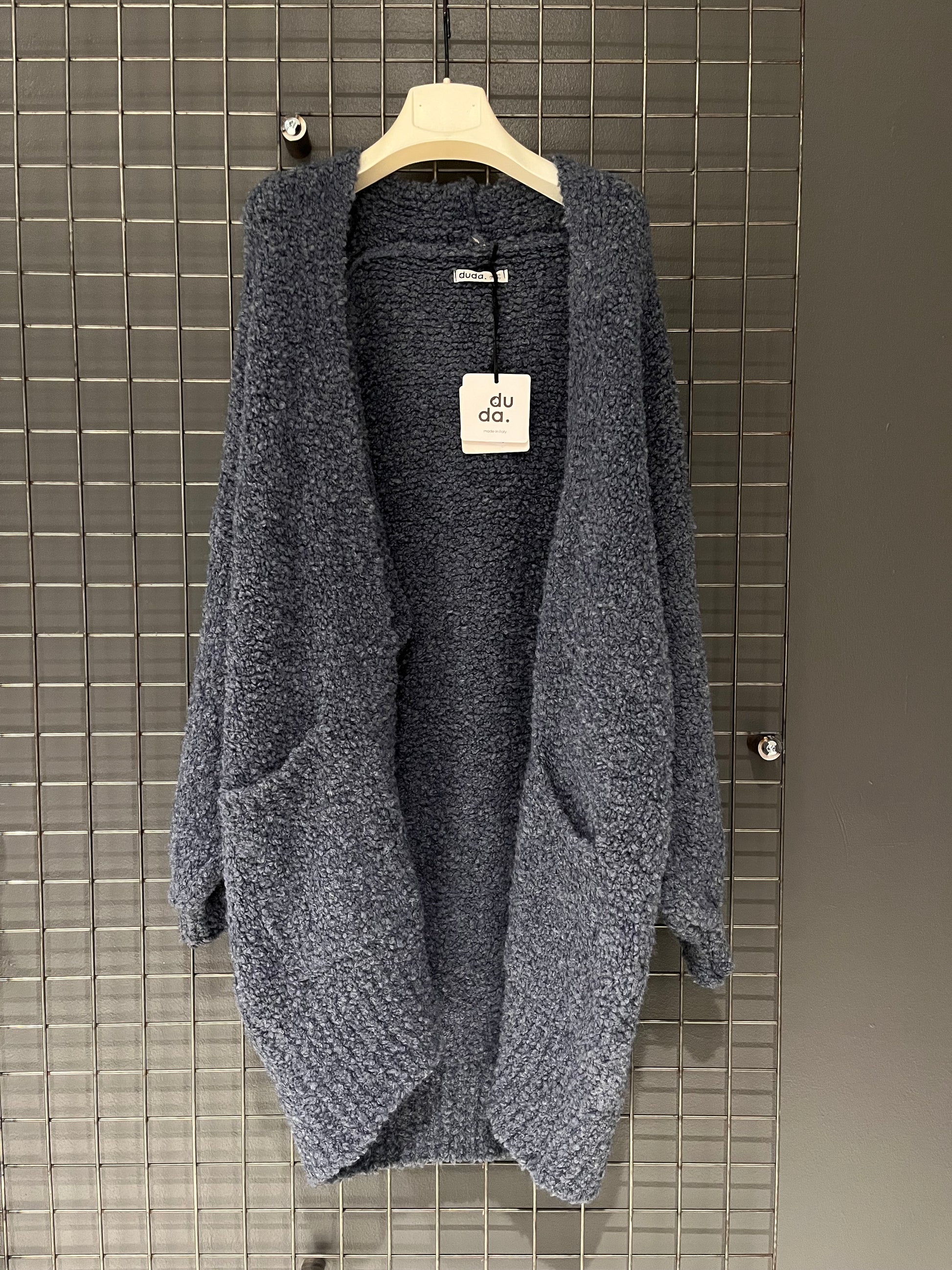 Cardigan Morbido Oversize – Effetto Bouclé Blu Notte