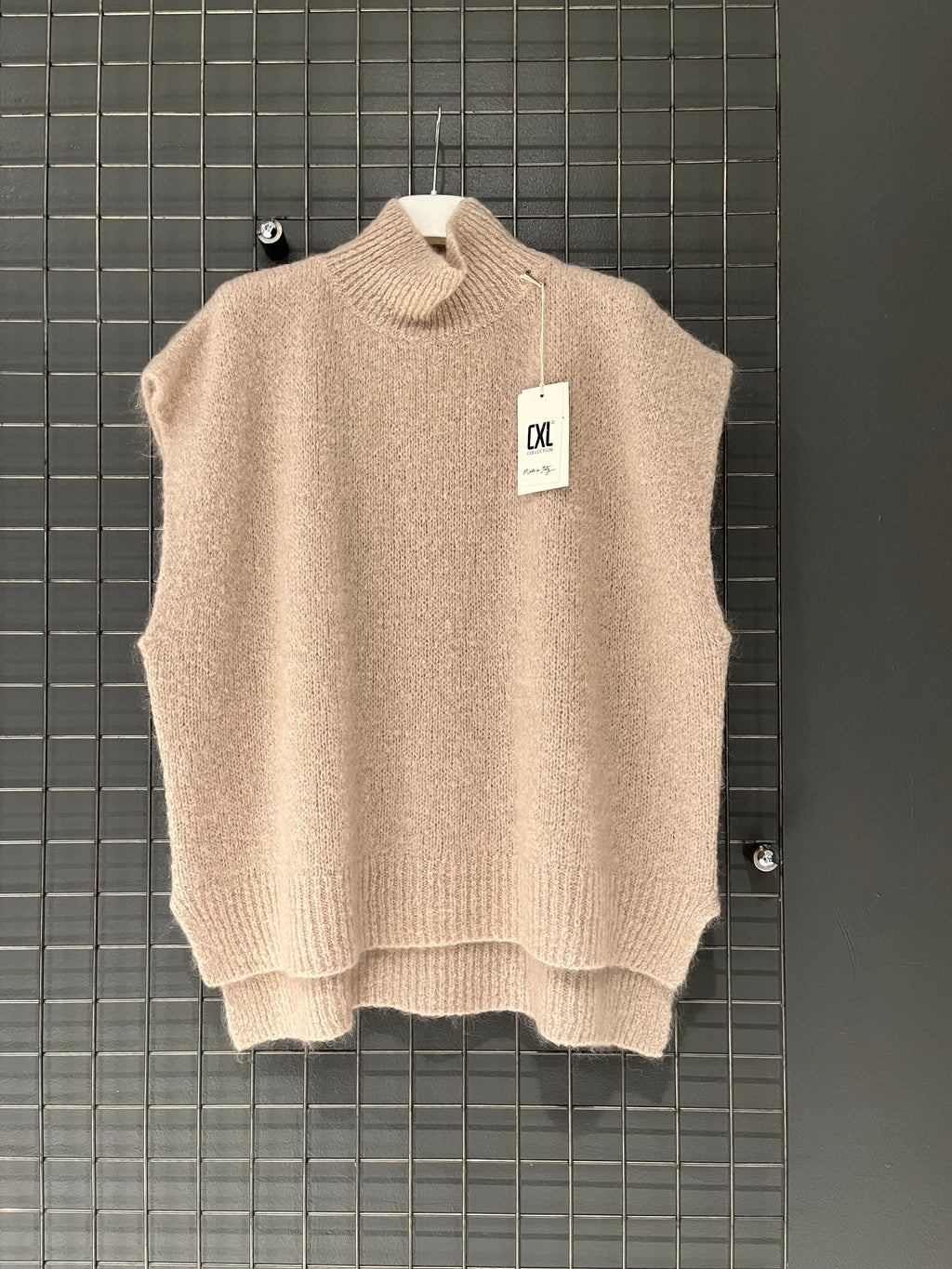 Gilet Morbido con Collo Alto – Cozy Beige