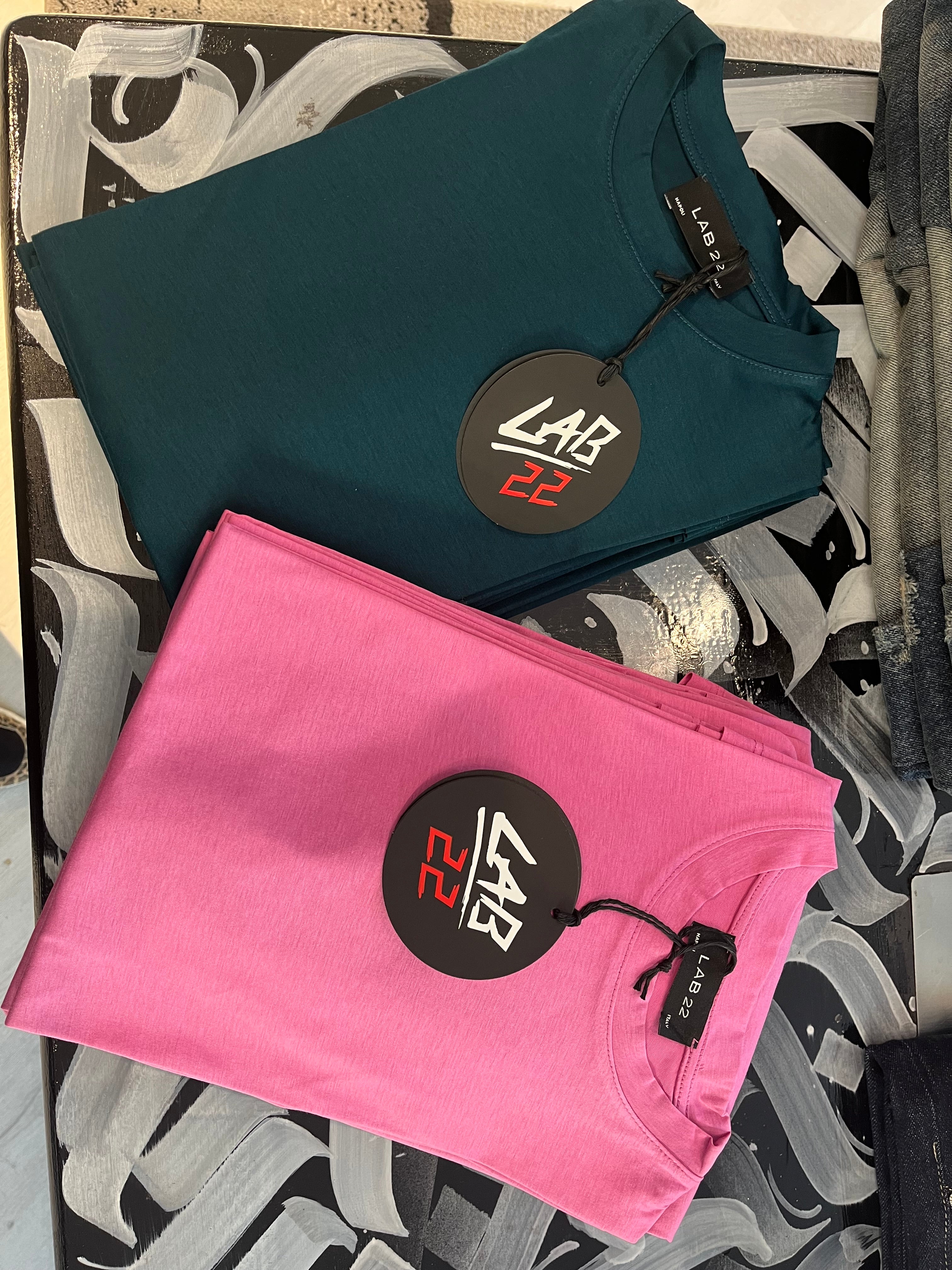 T-Shirt Essential Premium – LAB 22