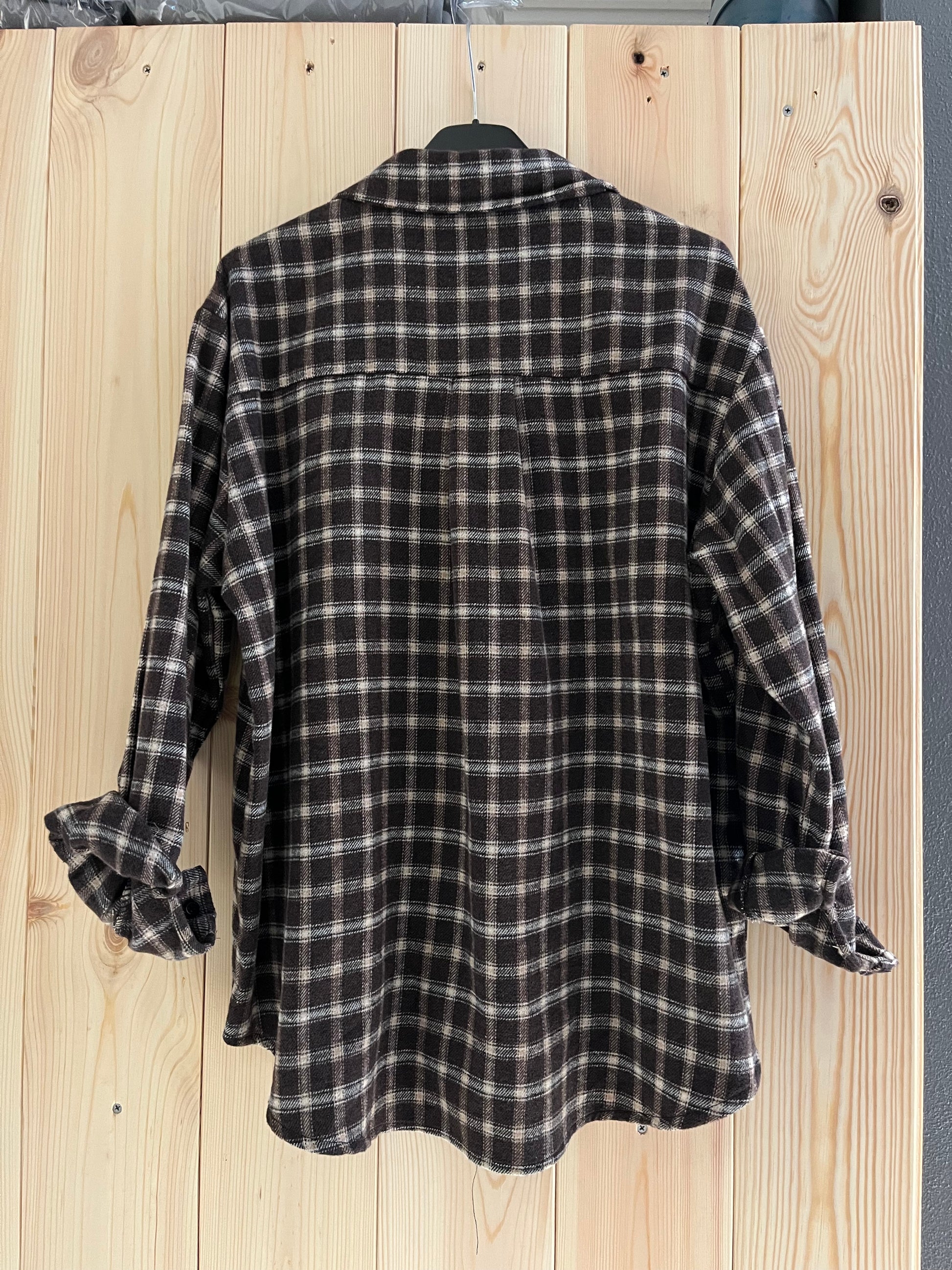 Camicia a Quadri in Flanella Oversize – Stile Casual Autunnale