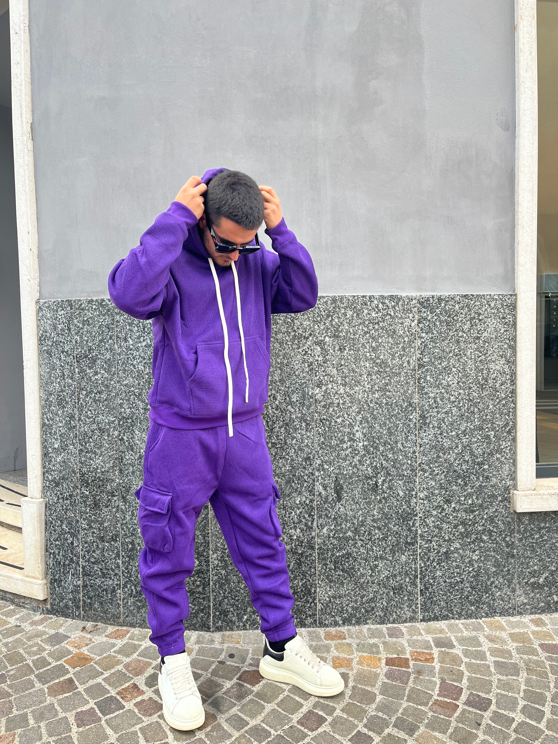 Tuta Cargo Viola Streetwear – Comfort e Stile Urbano