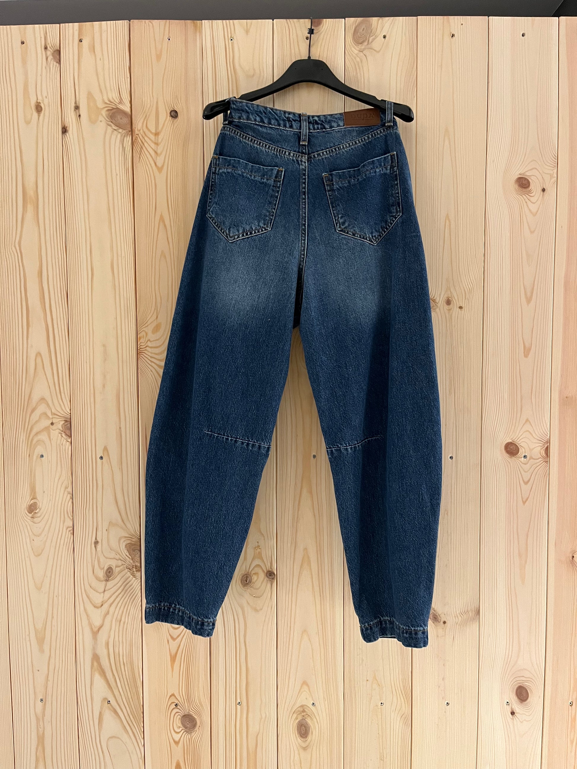 Jeans Oversize a Vita Alta – Stile Urban Vintage