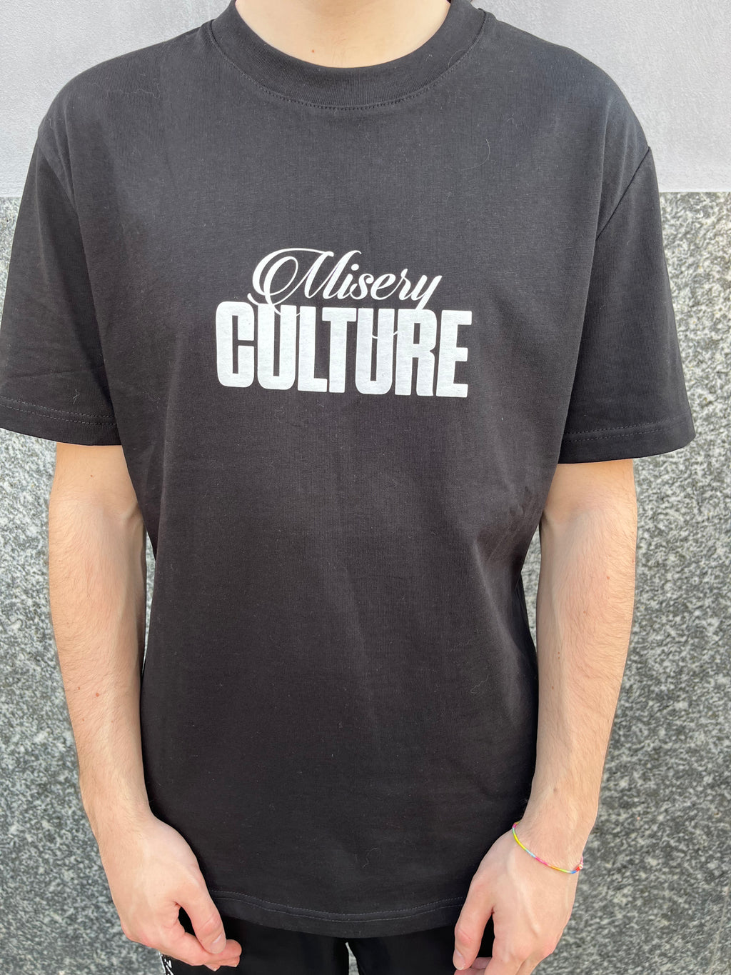 T-shirt Culture – Con scritte in rilevo - ADON