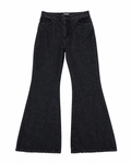 Jeans a Zampa Vita Alta – Look Elegante & Casual