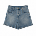 SHORTS IN DENIM