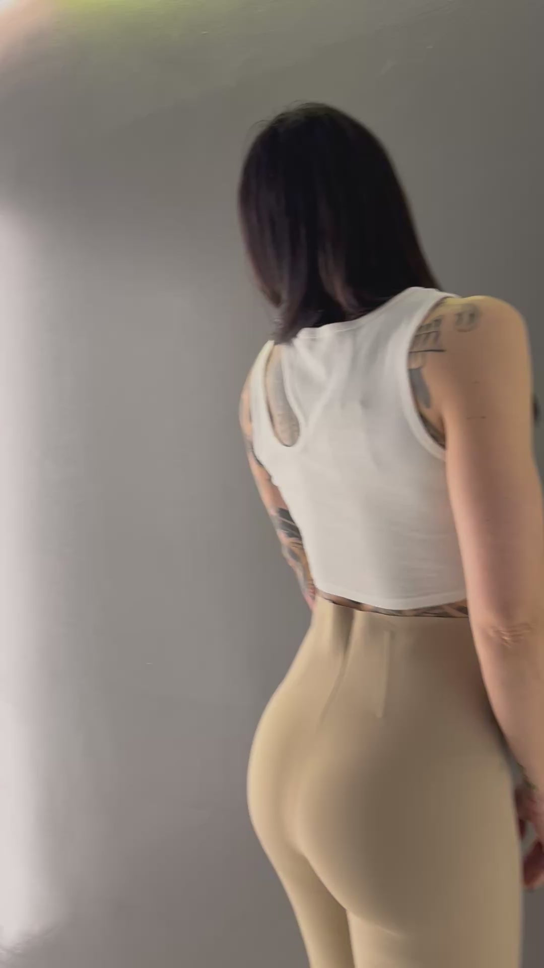 Pantalone Flare Elegante – Vita Alta Effetto Sculpt