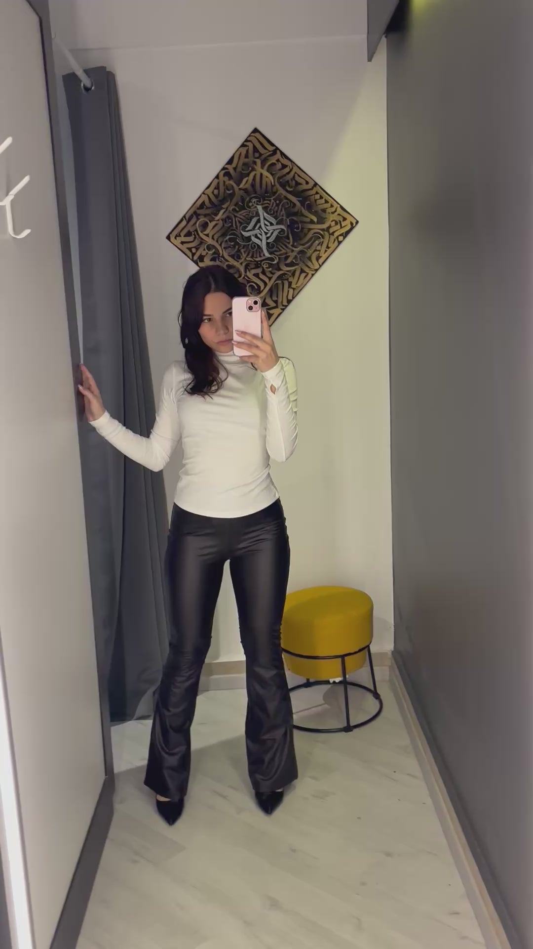 🤎 Pantaloni effetto pelle “Mocha Flare” – Eleganza e carattere in ogni passo 🤎